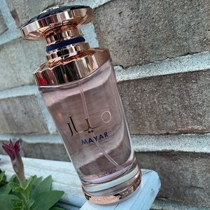 Lattafa Mayar perfume